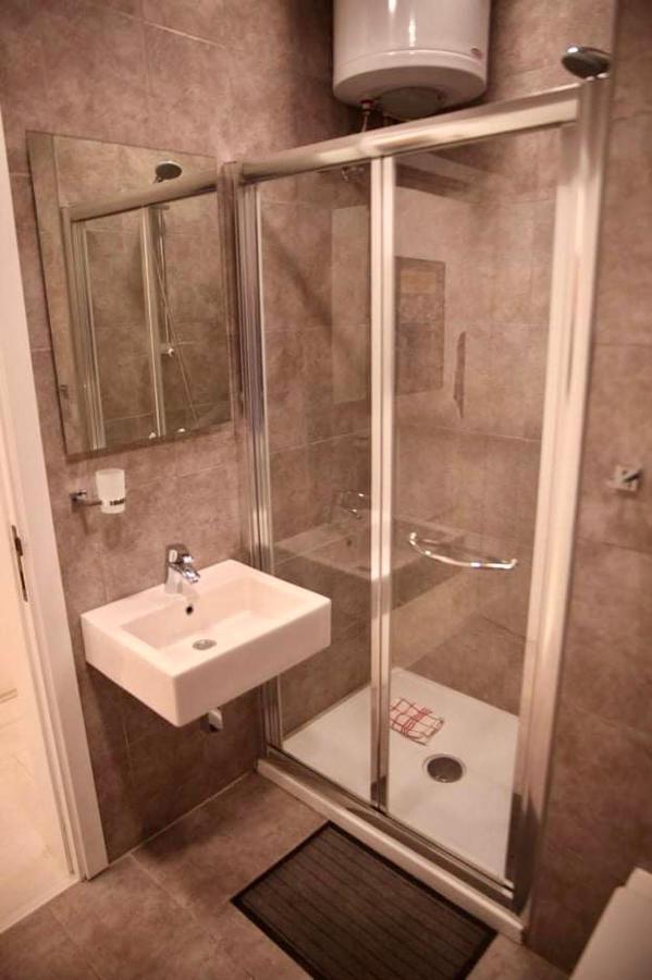 Leon Apartment - Highly Modern Sliema Stay Exterior photo